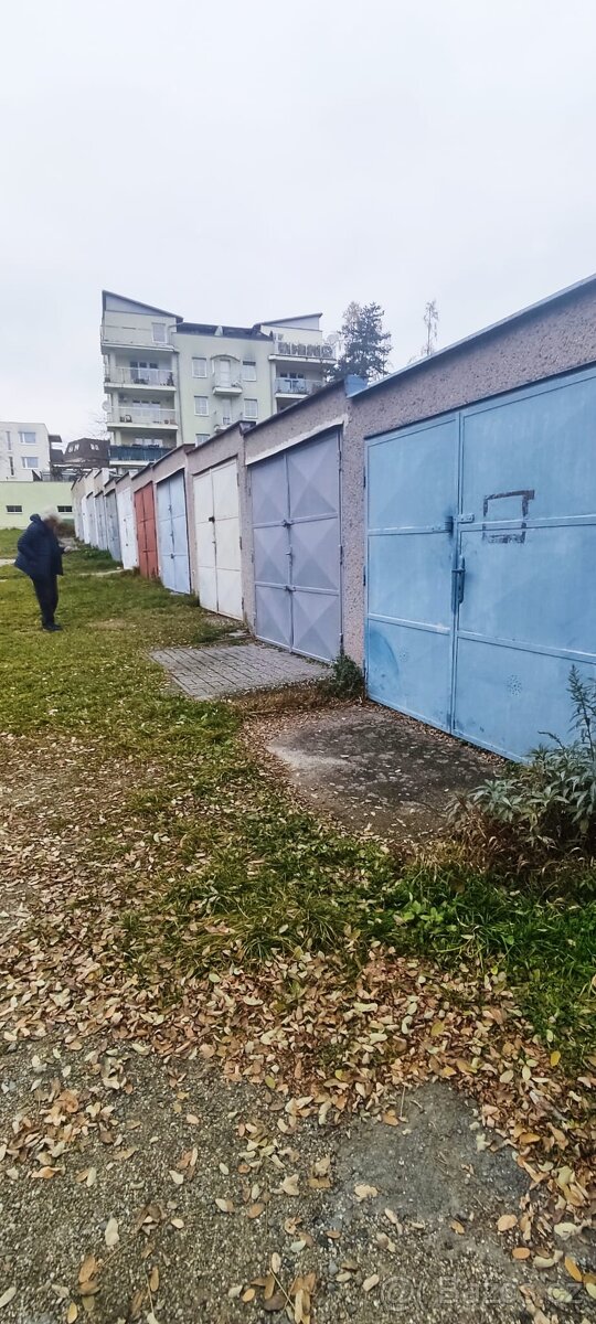 Pronájem garáže - 3