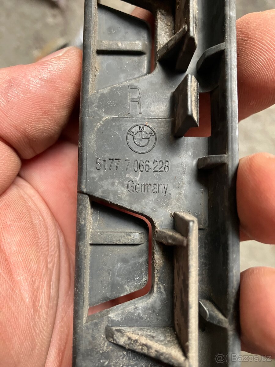 Držák nárazníku BMW E60 / E61 - 3