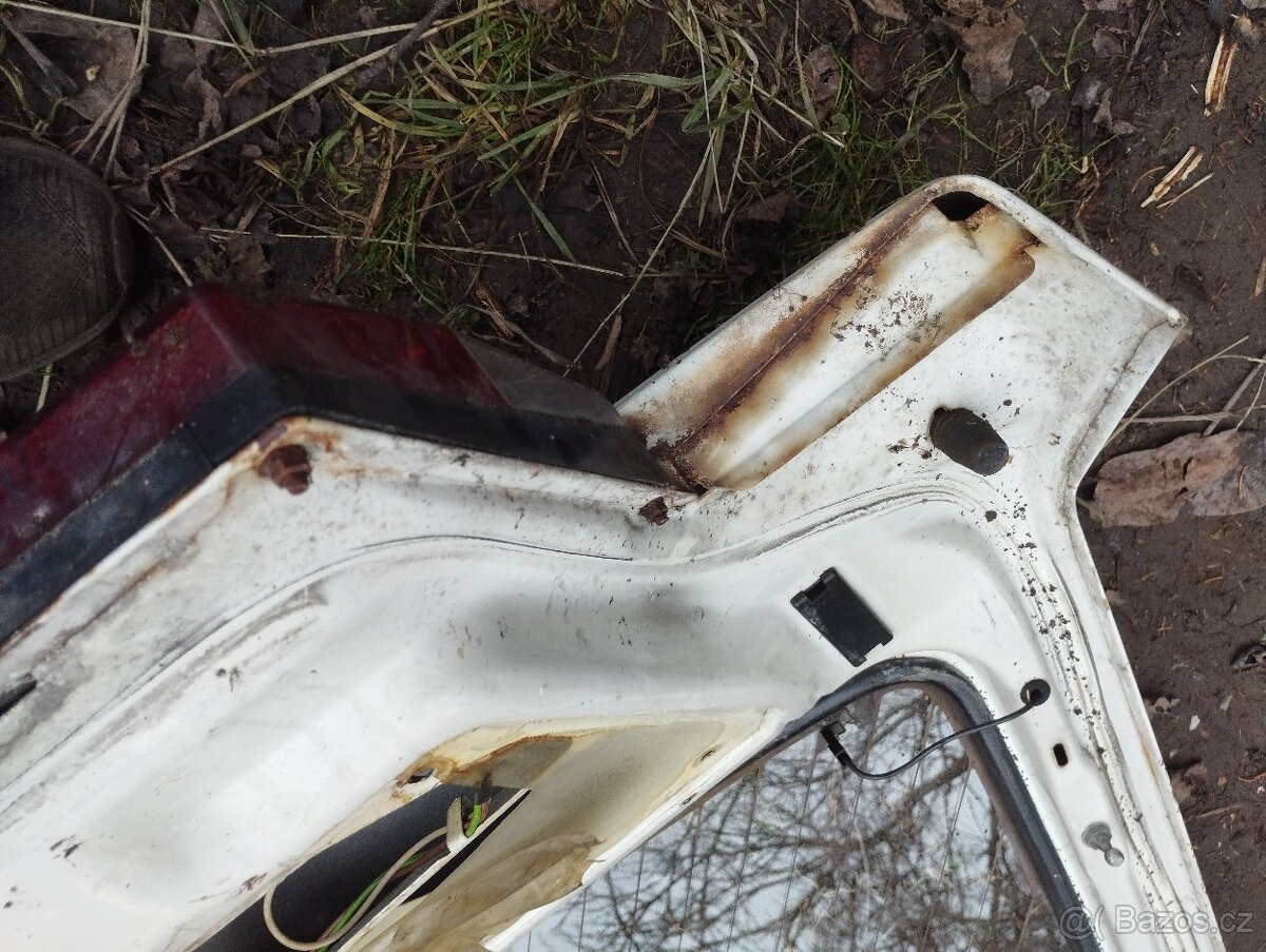 Páté dveře Škoda favorit - 3