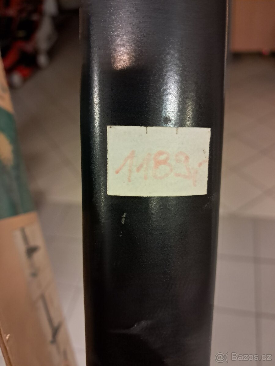 Vytrhávač plevele FISKARS 139910 - 3