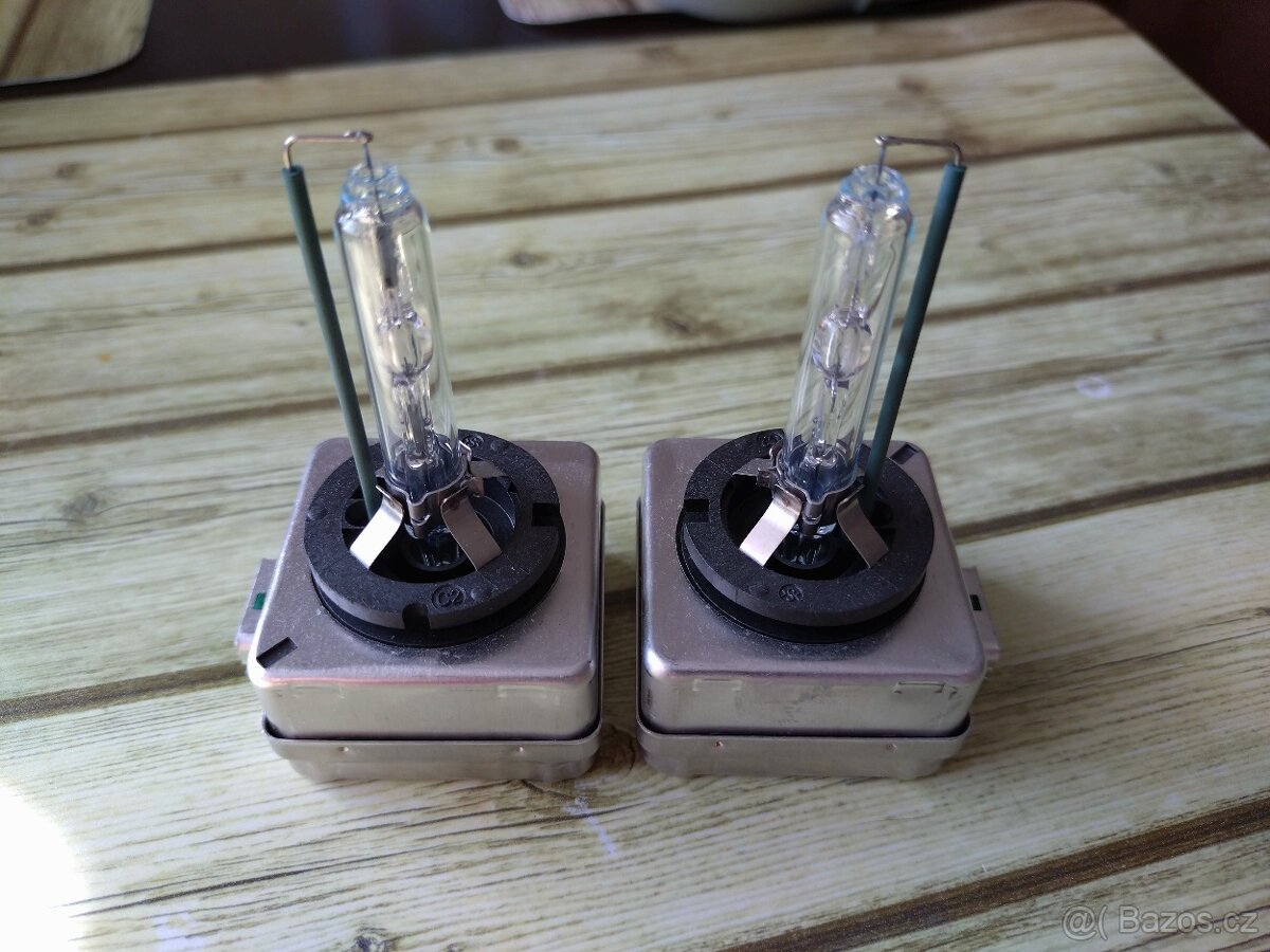 Xenonová výbojka OSRAM - 3