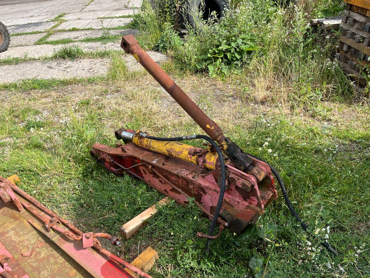 poclain 113 ramena podkopu - 3