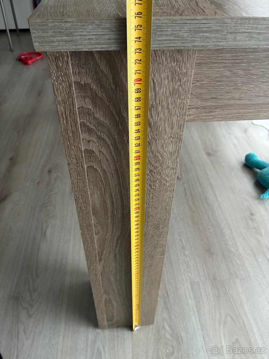 Rozkládací jídelní stůl - 3