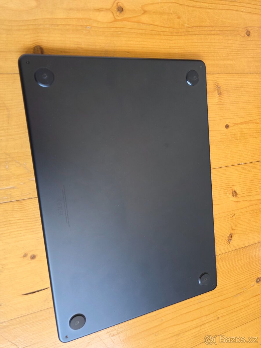 Macbook Air 15'' M2/8GB RAM/256 SSD - 3