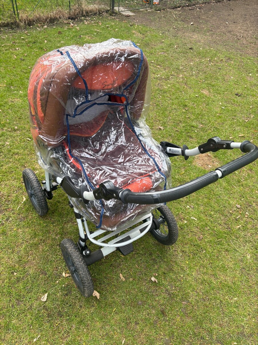 Daruji kočárek Swift - 3