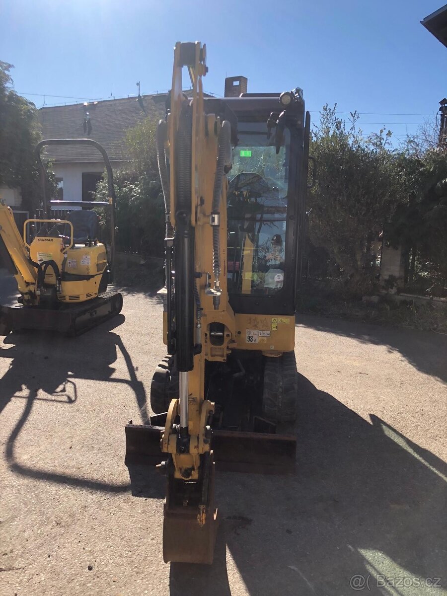 Caterpillar CAT 301.6 - 3