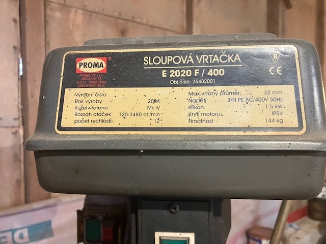 Prodám sl. vrtačku PROMA E 2020 F / 400 - 3