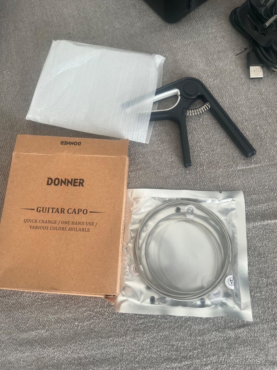 El kytara pro leváky Donner - 3