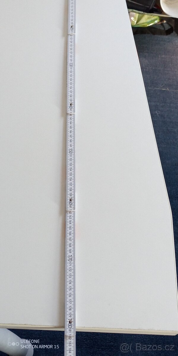 Kancelářský stůl - 3