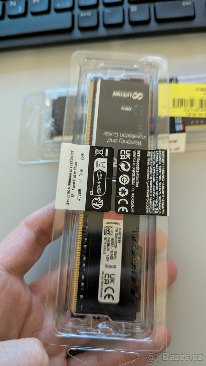 NOVÁ - Paměť RAM DDR4 8GB (1x8GB) 3200mhz CL18 - 3