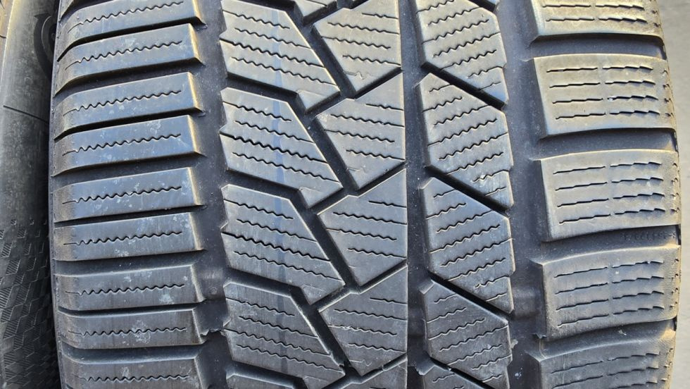 Zimní pneu 255/40/20 Continental - 3