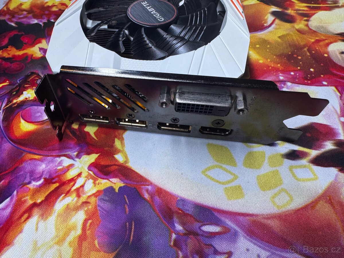 AMD RADEON RX 6700 XT - 3