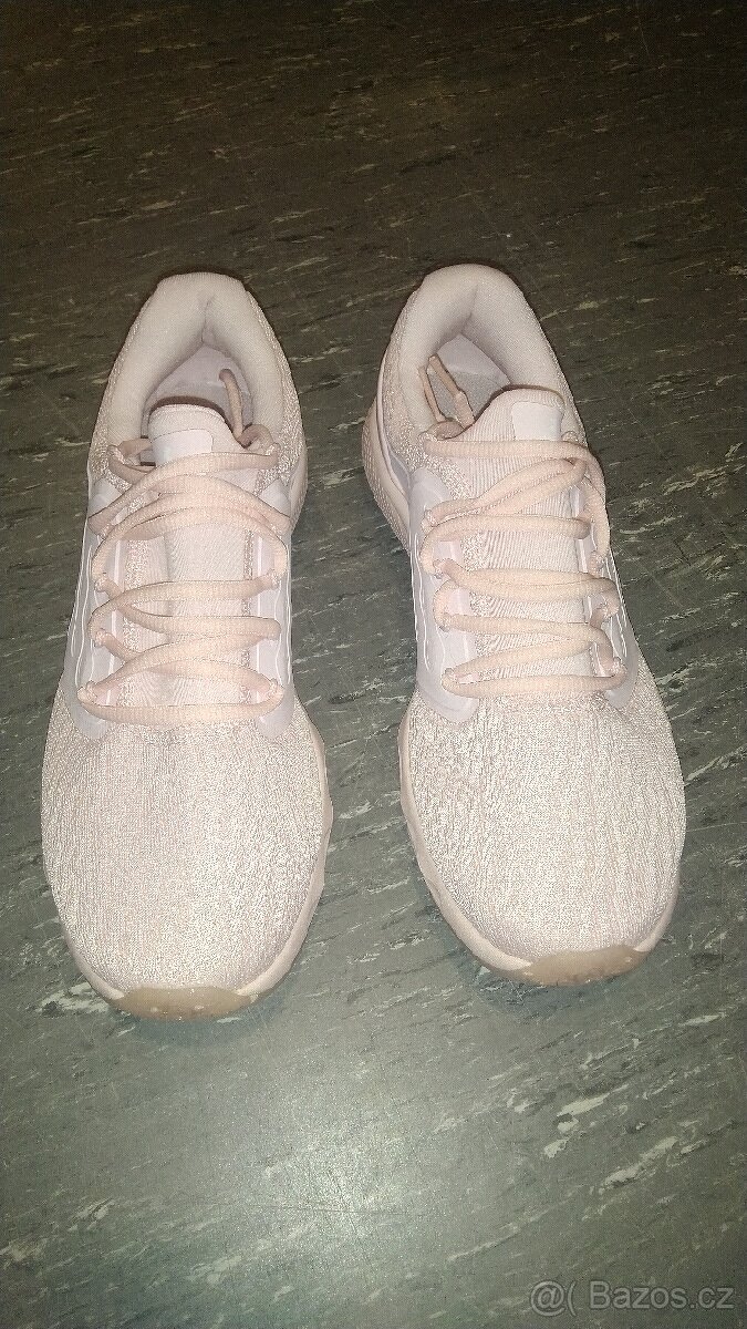 Tenisky Under Armour 40 a 41 - 3