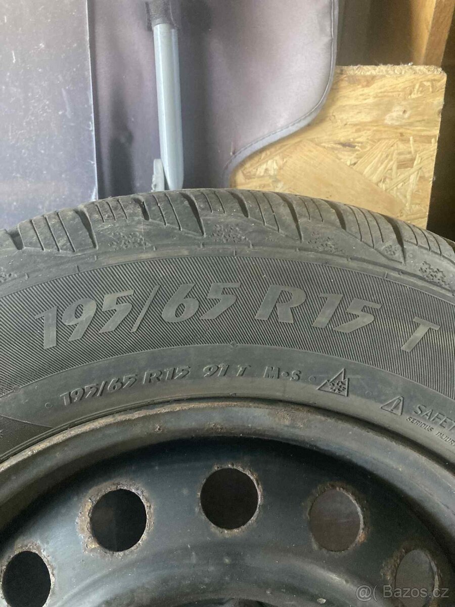 Zimni pneu Kia 196/65 r15 - 3
