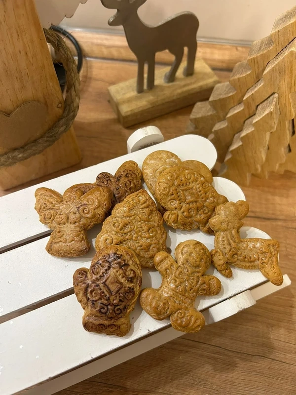 Prodám sadu Vánočních vykrajovátek - 3