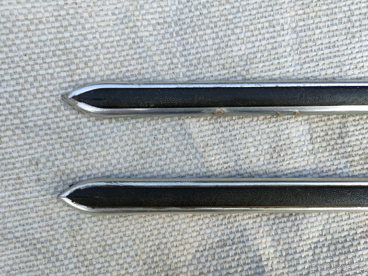 Camaro 2. generace - lišty na přední blatniky - 3