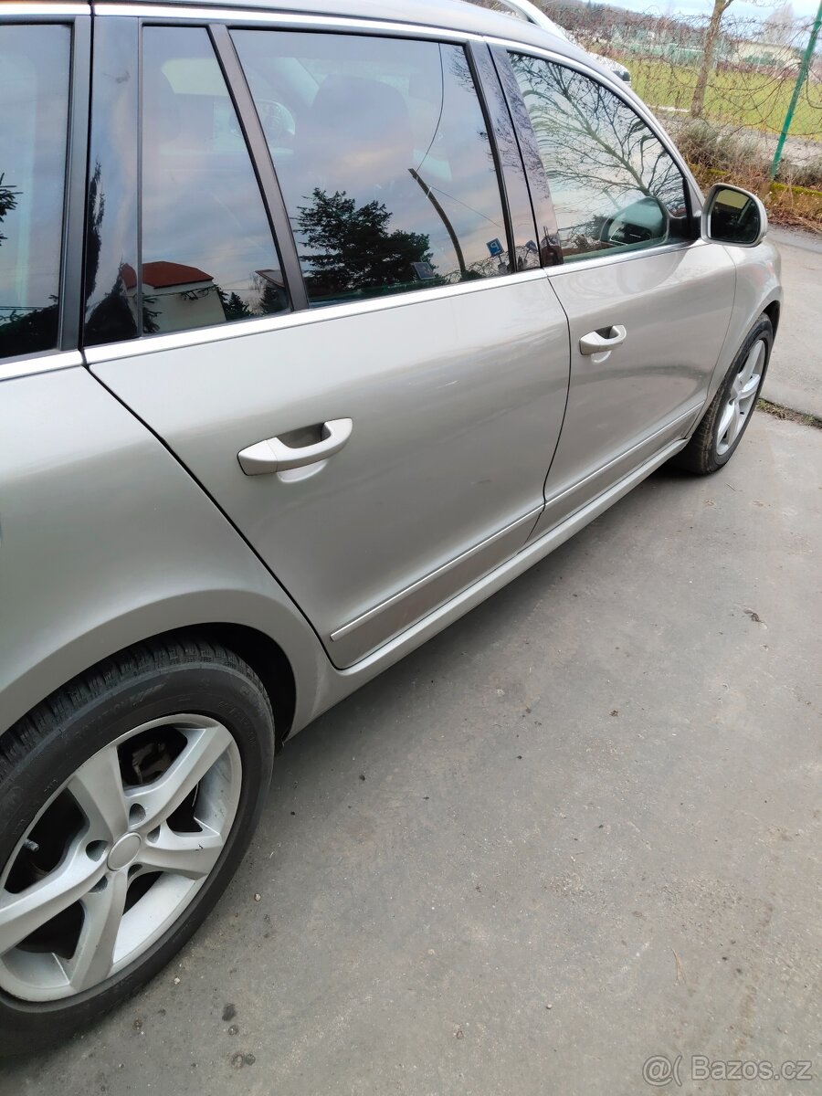 Superb 1.6 2012r.v. - 3