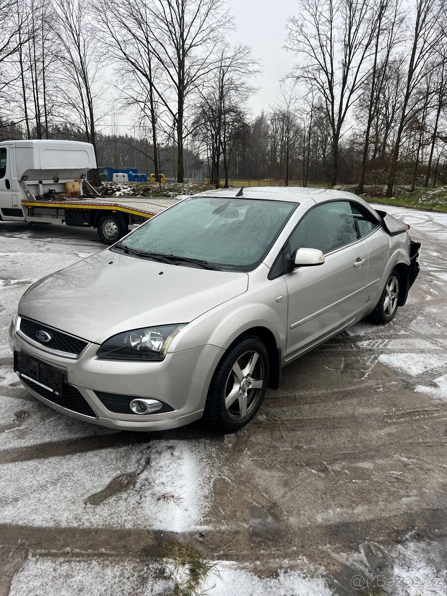 Ford focus cabrio 2.0i - 3