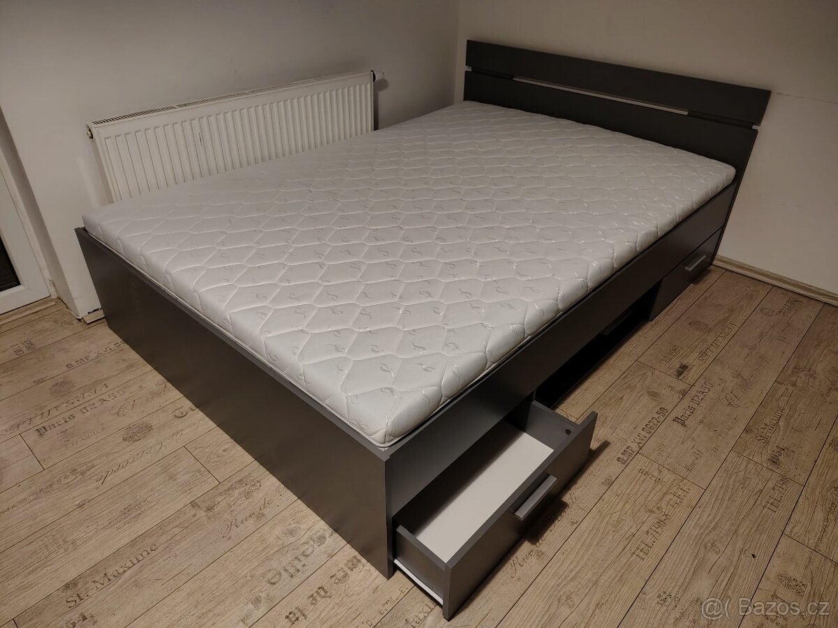 Multifunkční postel s rošty a matrací vcelku NOVÁ - 3