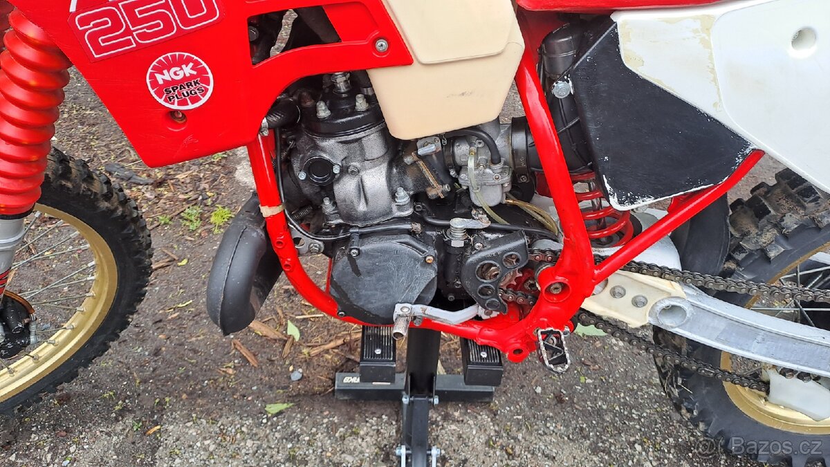 Yamaha YZ 250 86 - 3