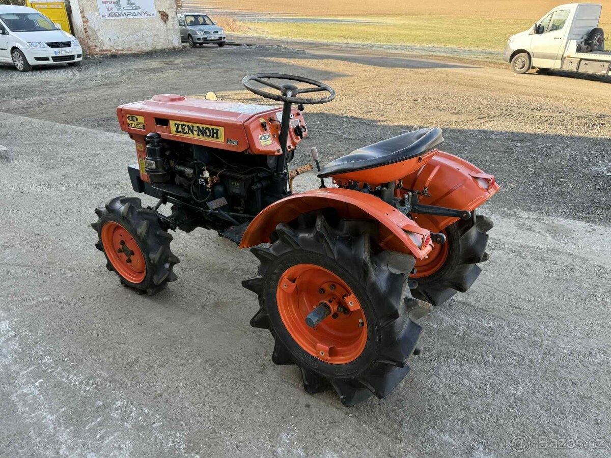 JAPONSKÝ MALOTRAKTOR KUBOTA B6000 4X4 - 3