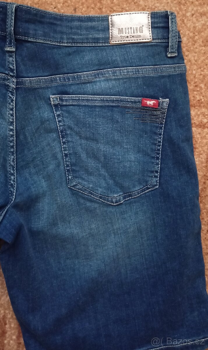 MUSTANG dámské džínové kraťasy NOVÉ vel. 30 (38-40) - 3