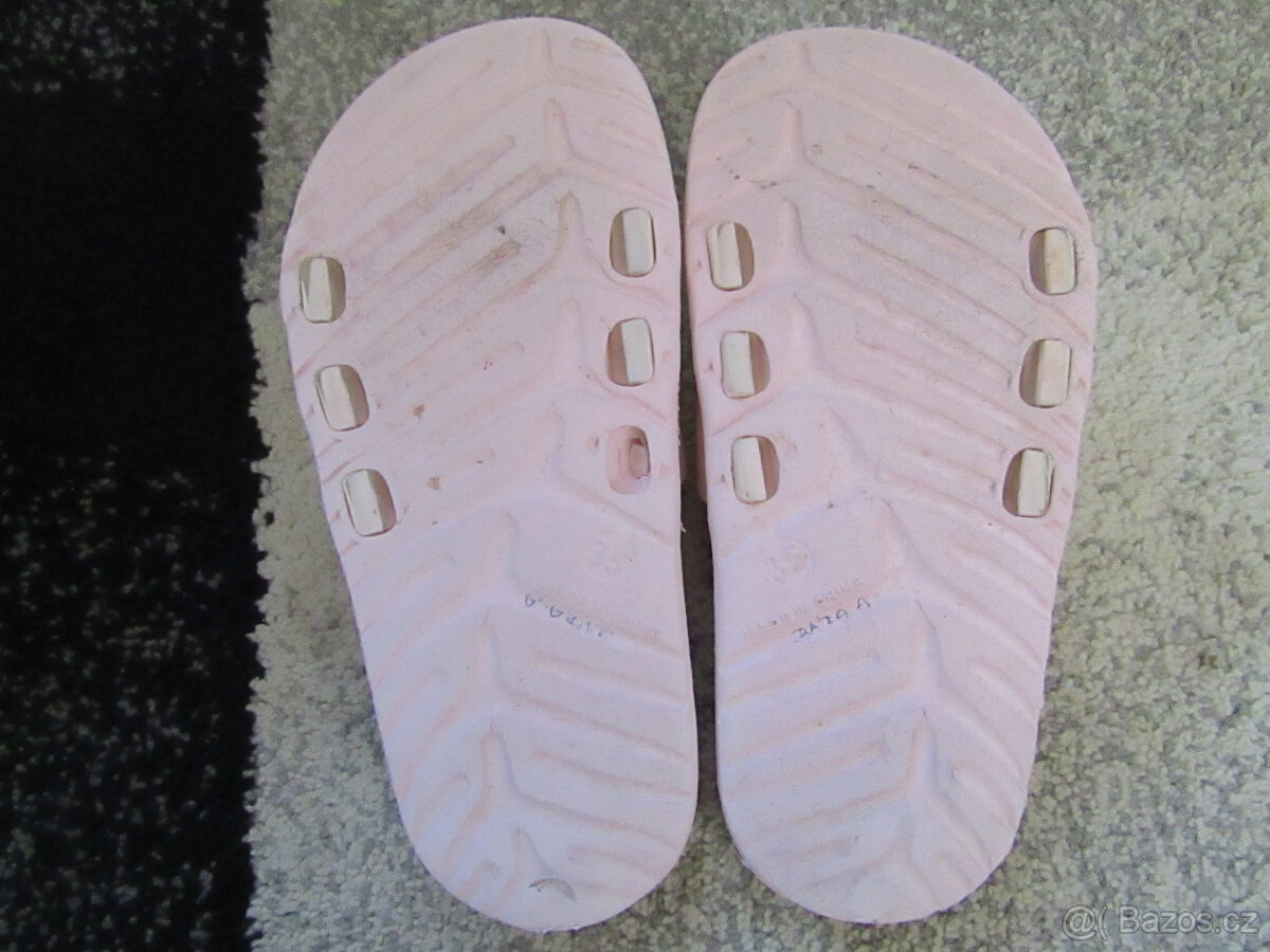 Boty pro holku vel.35-kozačky,válenky,pantofle - 3