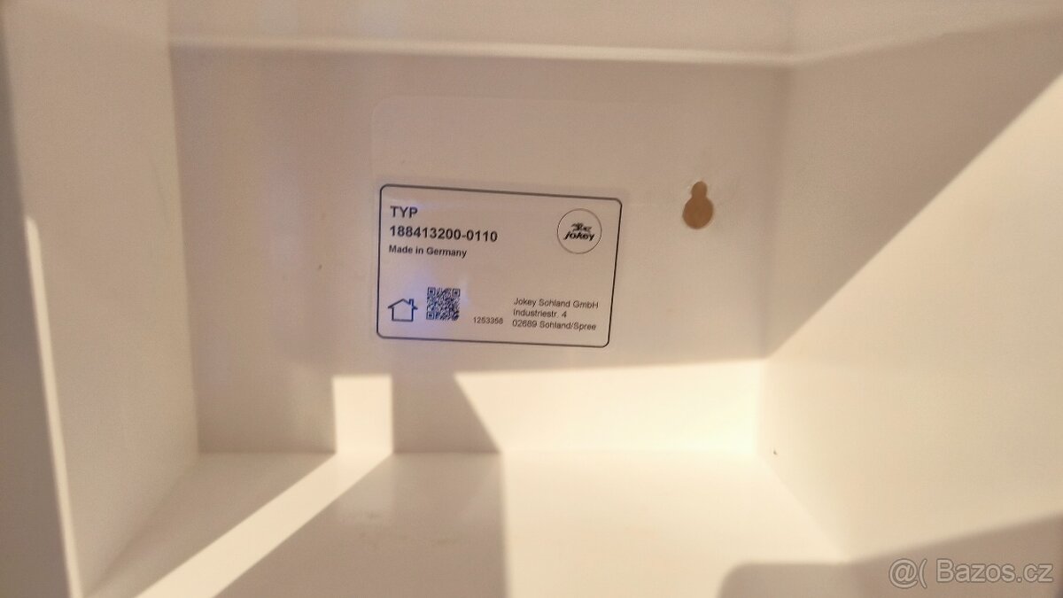 Prodám koupelnovou skříňku se zrcadlem zn. Jokey - 3