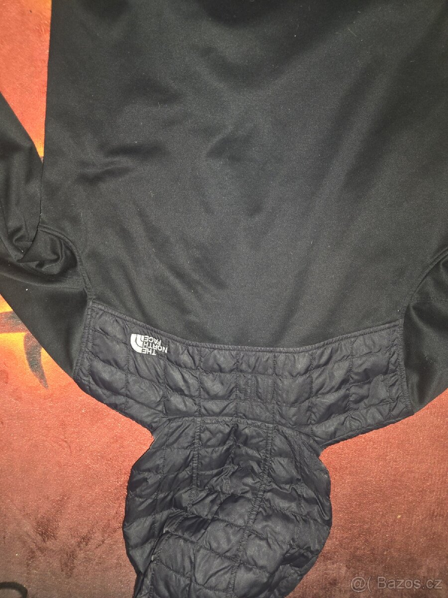 The North Face Hybrid series bunda vel .L stav 8/10 ,sta - 3