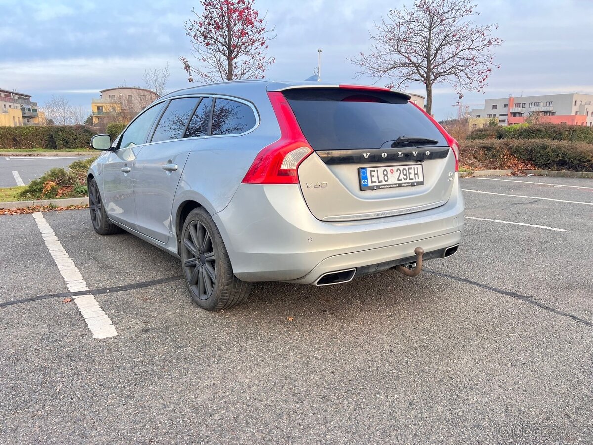 Volvo v60 plug in hybrid - 3
