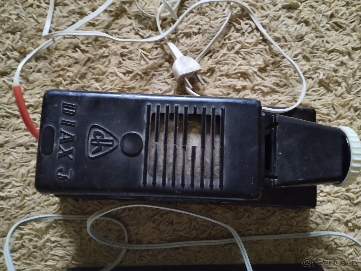 Promítačka Diax - 3