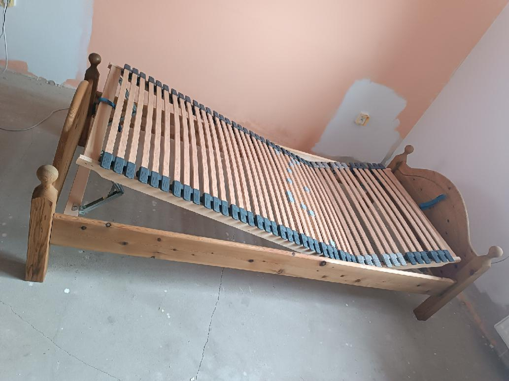 Postel dřevo masív 90cm x 200cm včetně roštu a matrace - 3
