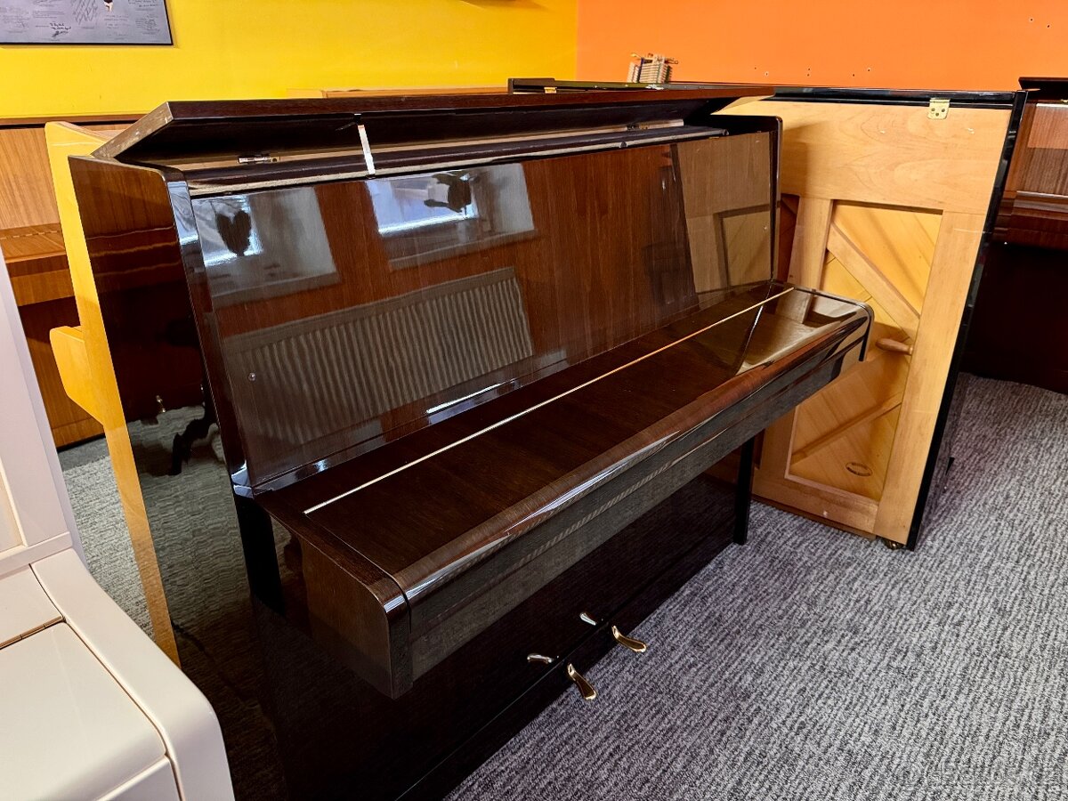 Pianino-klavír Scholze - 3