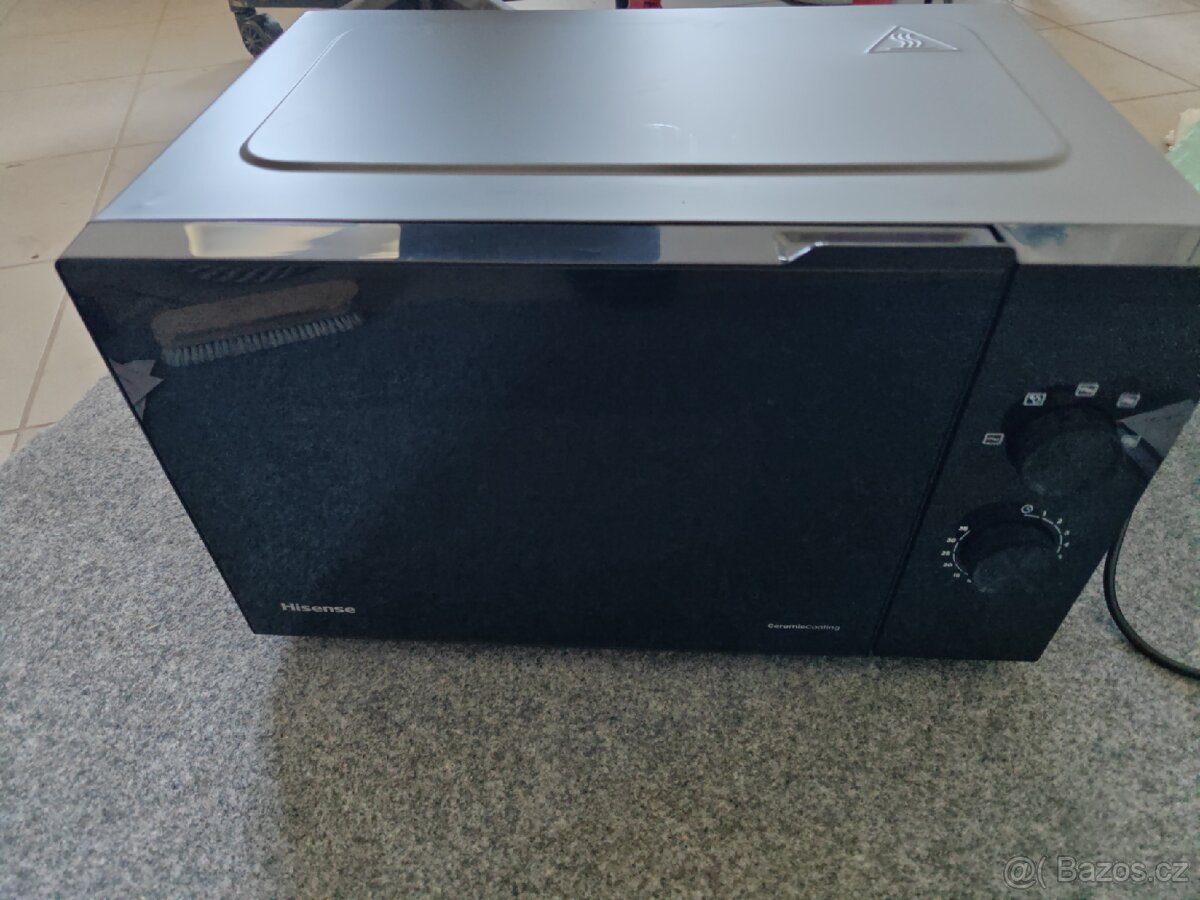 Mikrovlnná trouba Hisense - 3