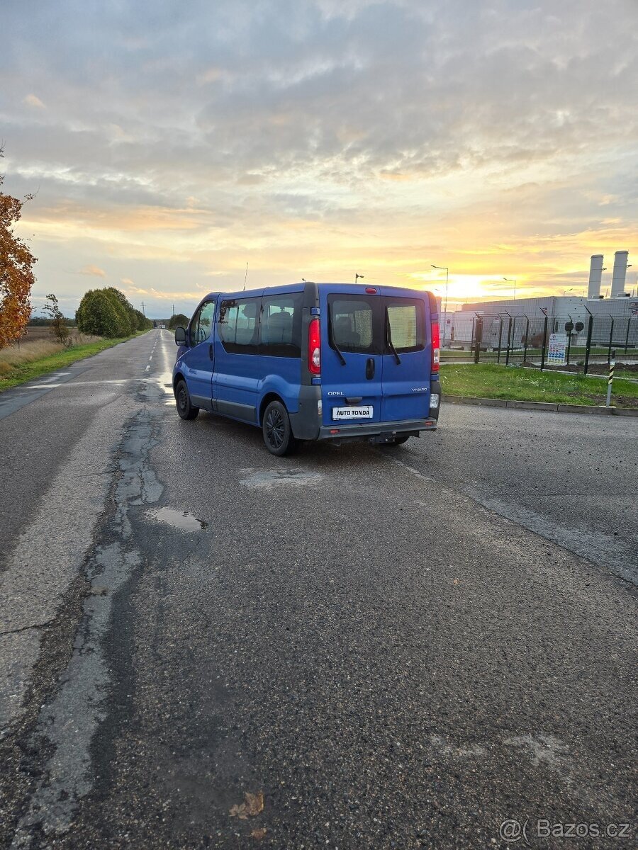 Opel Vivaro - 3