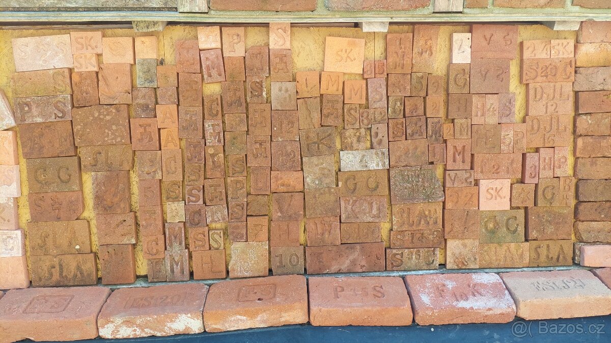 Obkladové cihlové znaky malé - 3