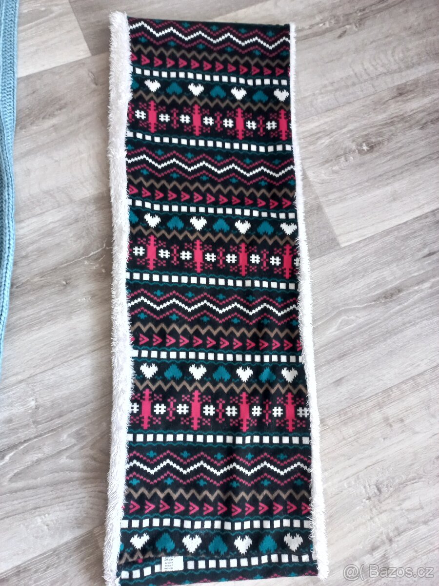 Dívčí zimní doplňky - 3