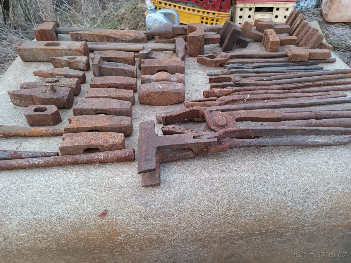 Prodám výheň a kovadlinu ,kovářské nářadí - 3