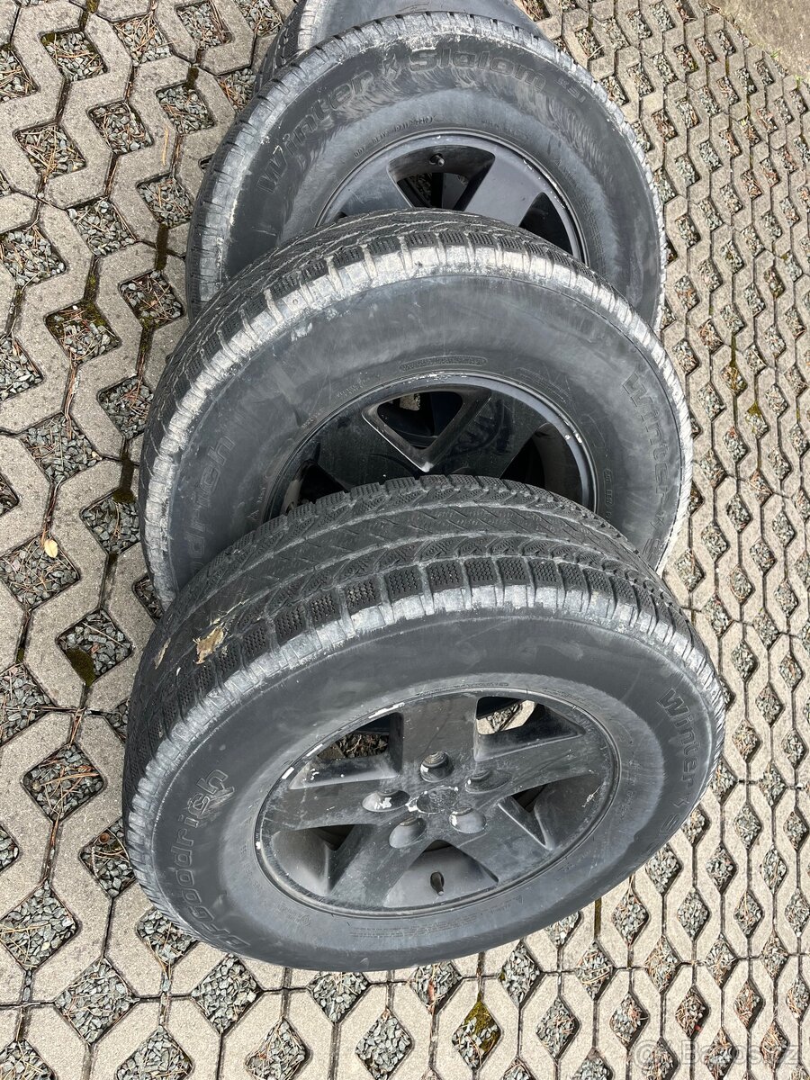 Kola jeep wrangler - 3