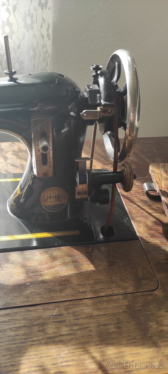 Šicí stroj - 3