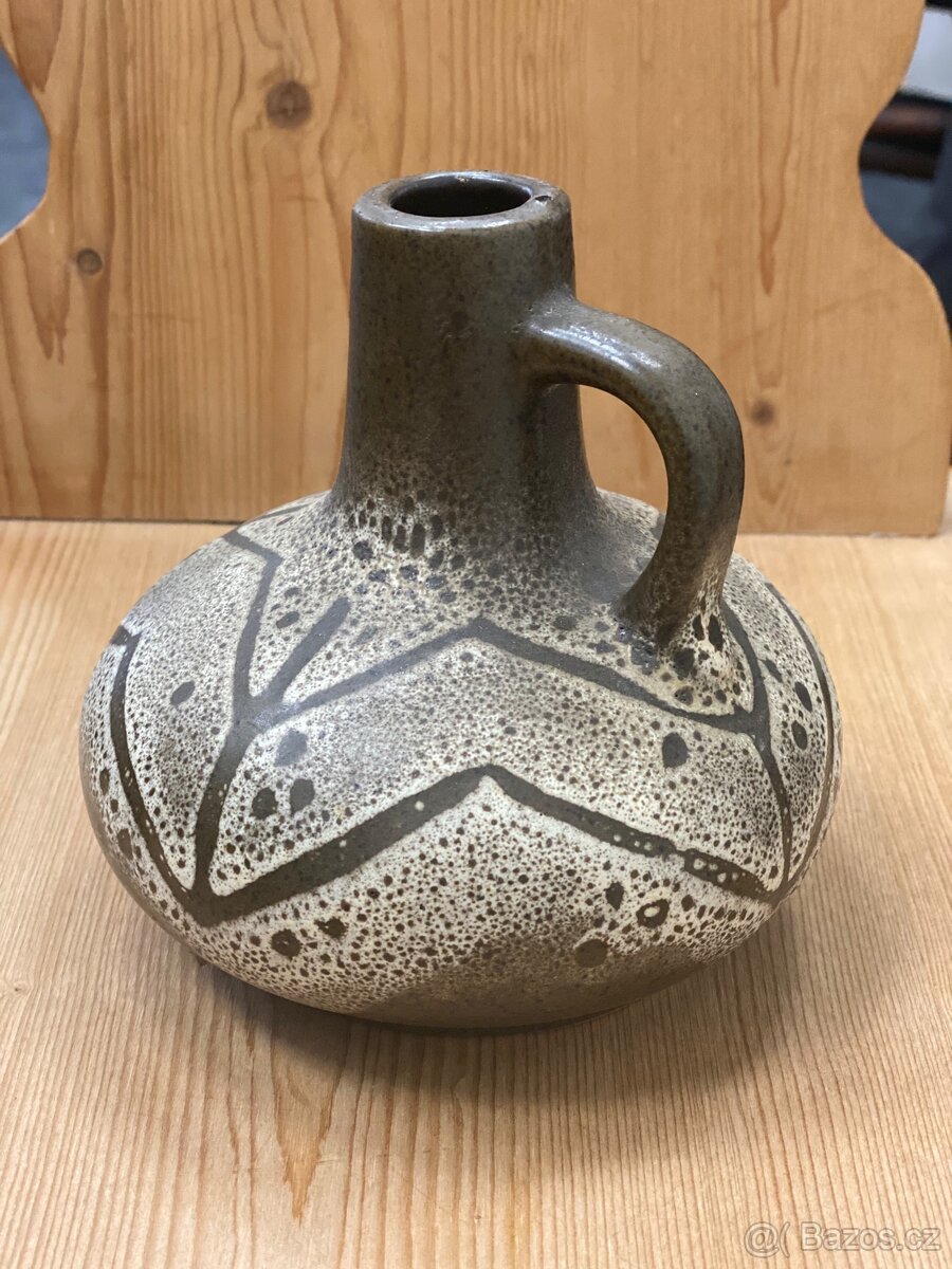 Džbán ozdobný, africké uměni - 3
