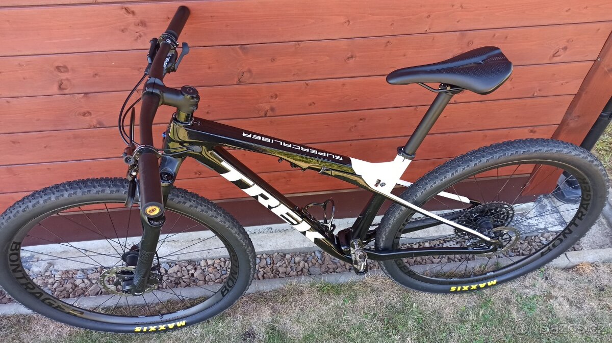 Trek Supercaliber 9.7 karbon rám i kola.Jako NOVÝ - 3