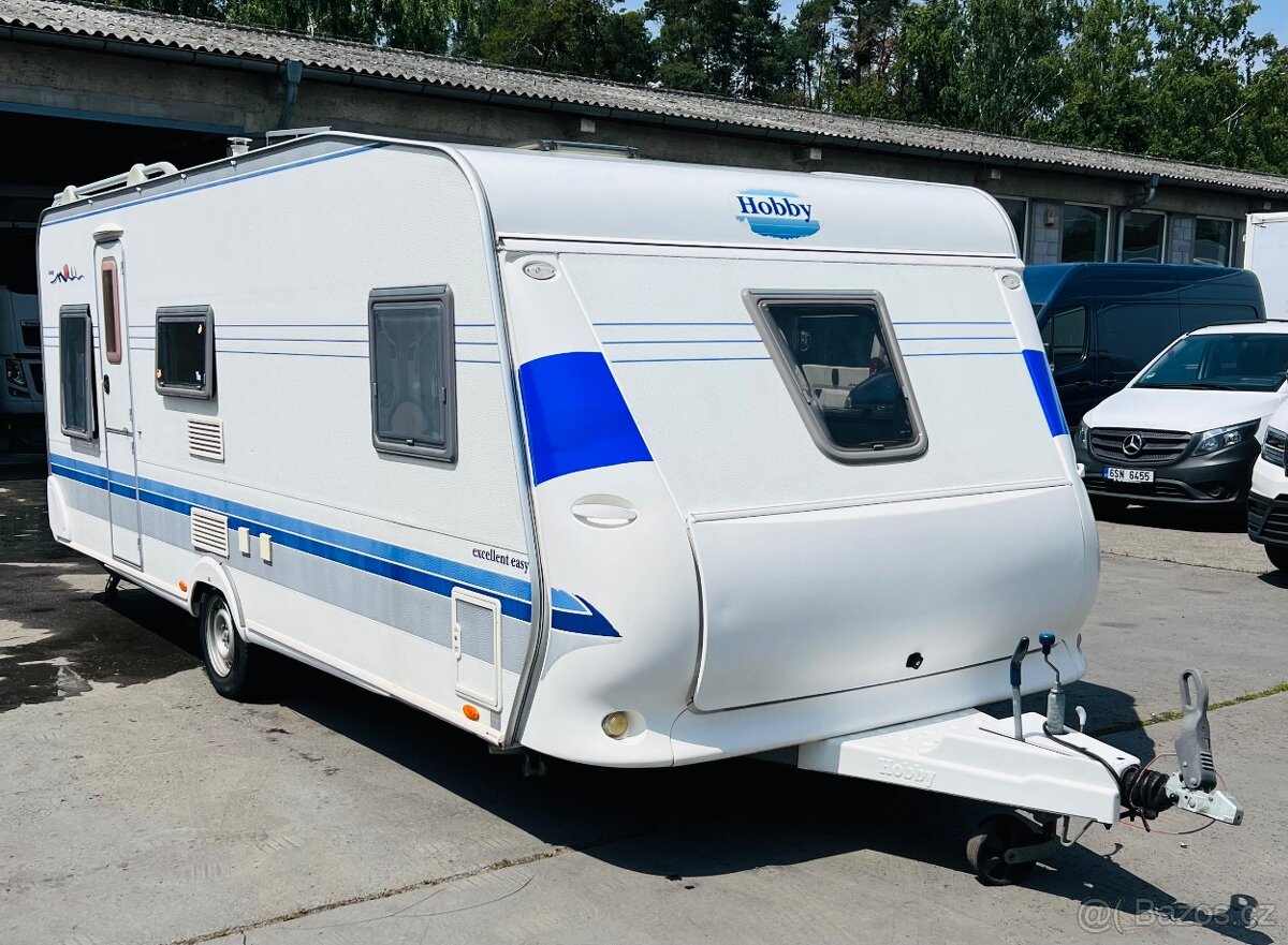 OBYTNÝ PŘÍVES HOBBY 560 - 3