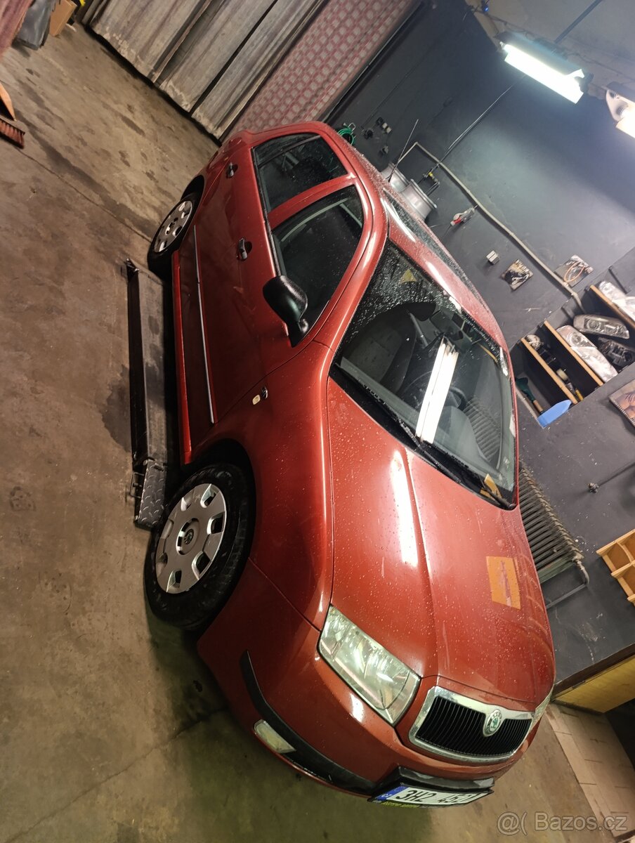 Škoda fabia 1.4 MPI - 3