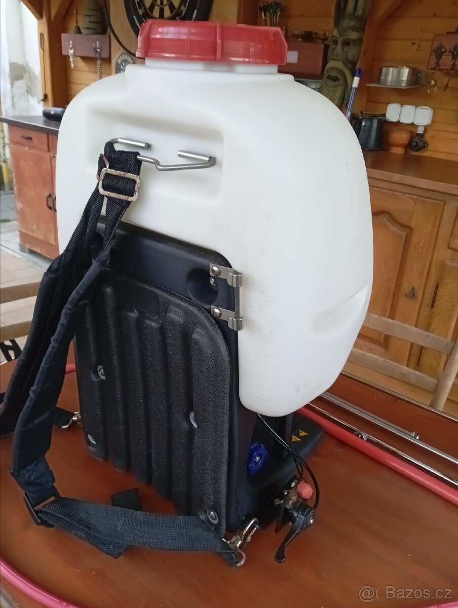 Postřikovač-rosič - 3