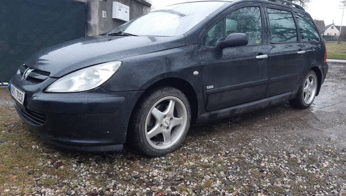 307 SW 1.6i Premium 7 mís - 3
