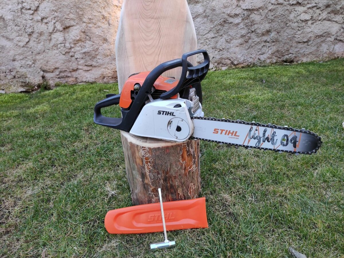 Prodám pilu Stihl MS211C - 3