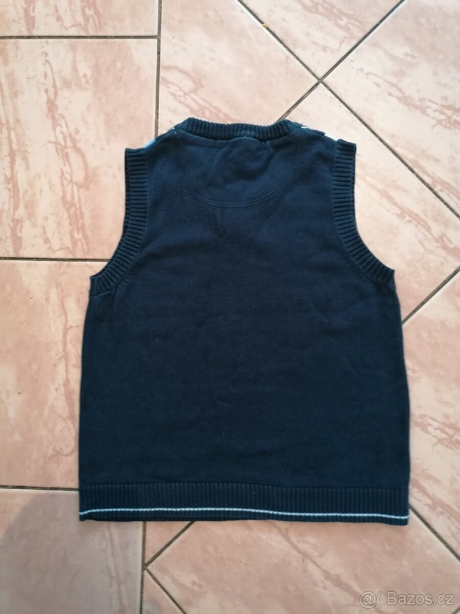 Chlapecká vesta vel. 116 zn. George - 3