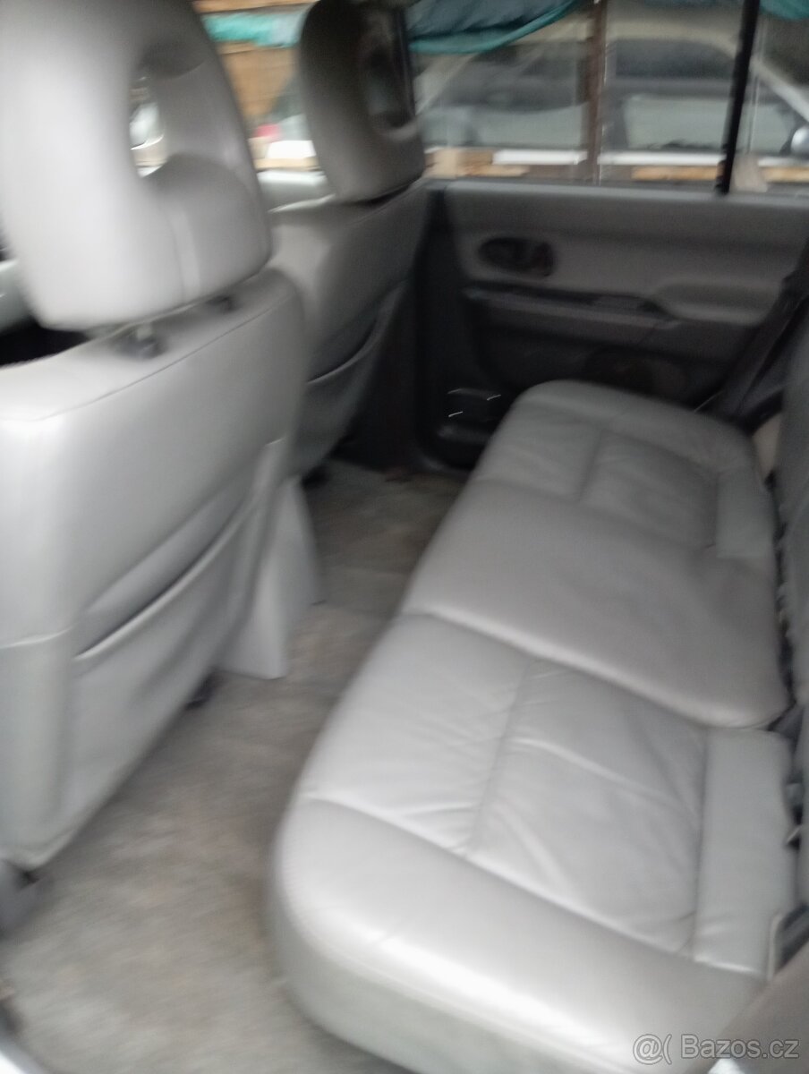 Mitsubishi Pajero Sport - 3