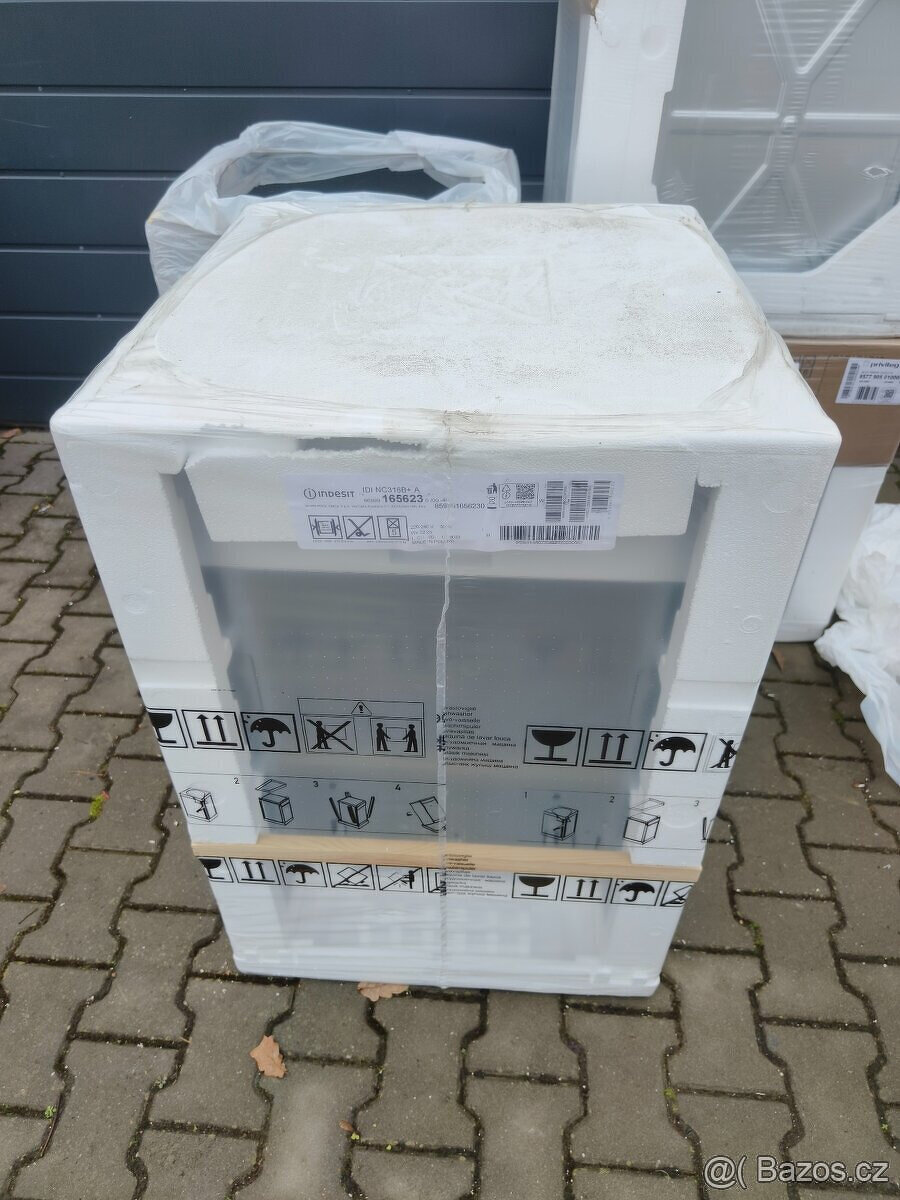 60cm myčka Indesit IDI NC316B+,13sad,originál obal - 3